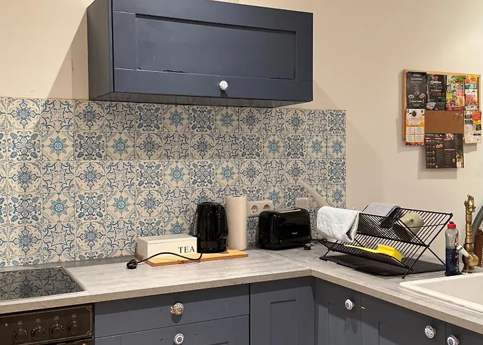 Themenzimmer Pusteblume Naehe Hauptbahnhof Séjour chez l'habitant *