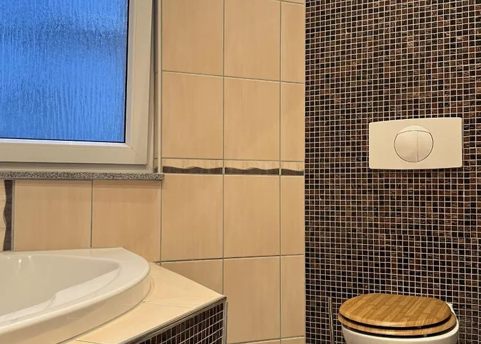 Themenzimmer Pusteblume Naehe Hauptbahnhof Séjour chez l'habitant Duisbourg