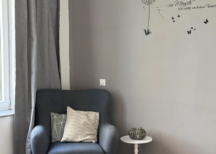 Themenzimmer Pusteblume Naehe Hauptbahnhof Séjour chez l'habitant Duisbourg